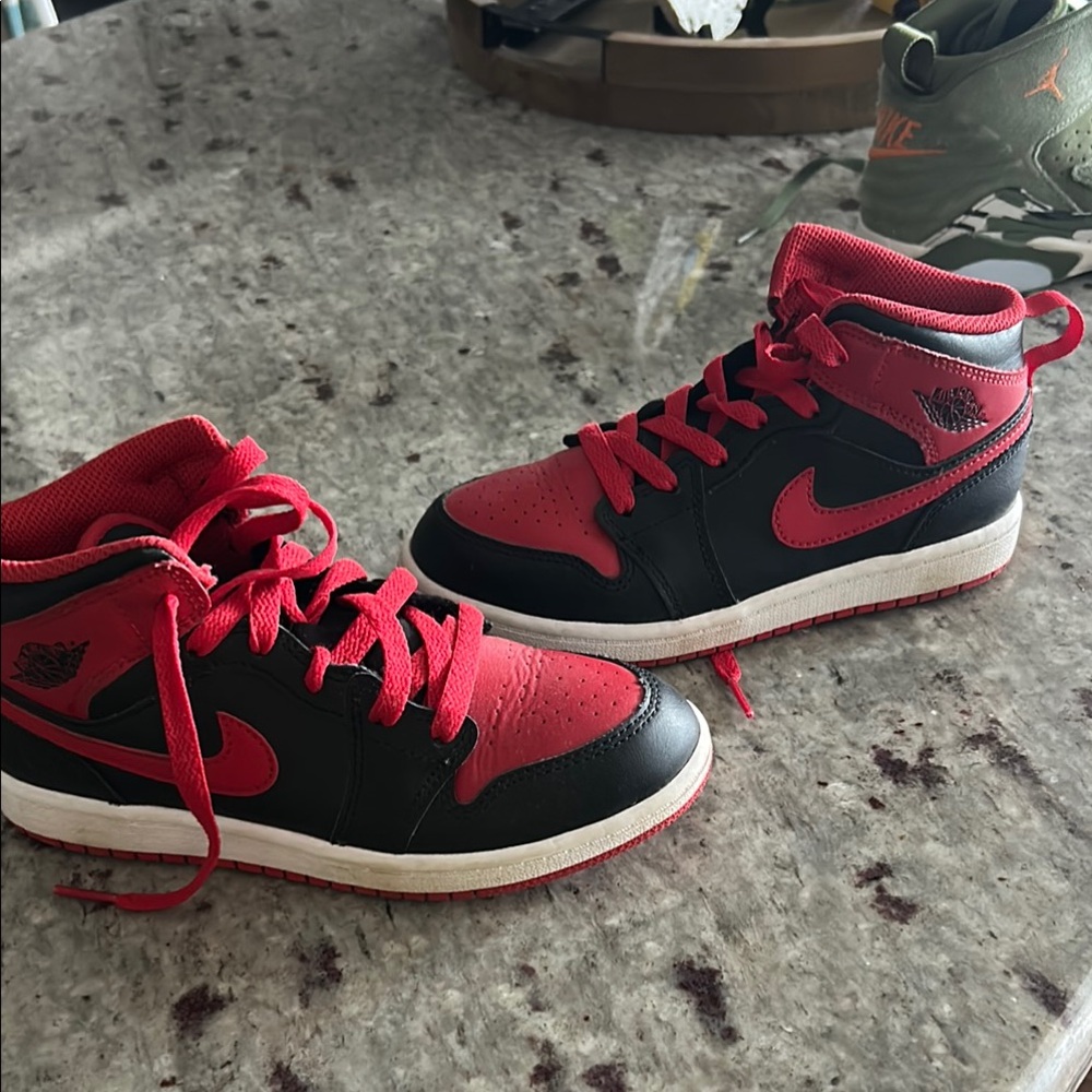 Nike Black and Red Sneakers Iconic Design